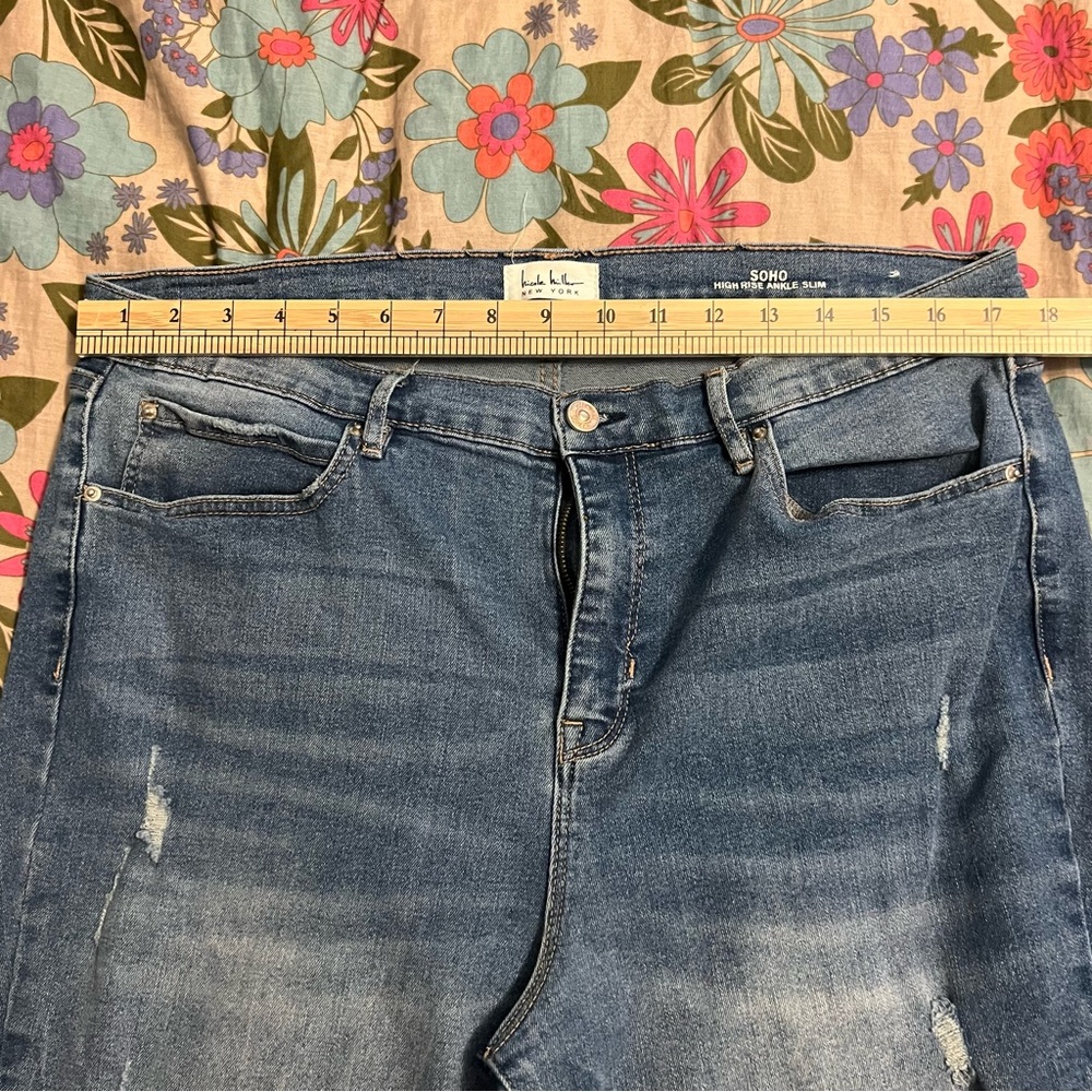 Nicole Miller Blue Straight Leg ankle Jeans distressed cutoff styling plus 16 - Picture 6 of 8